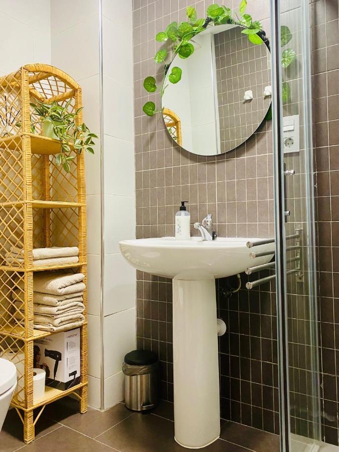 Apartamento Ronda Genil Con Parking Gratuito Granada Eksteriør billede